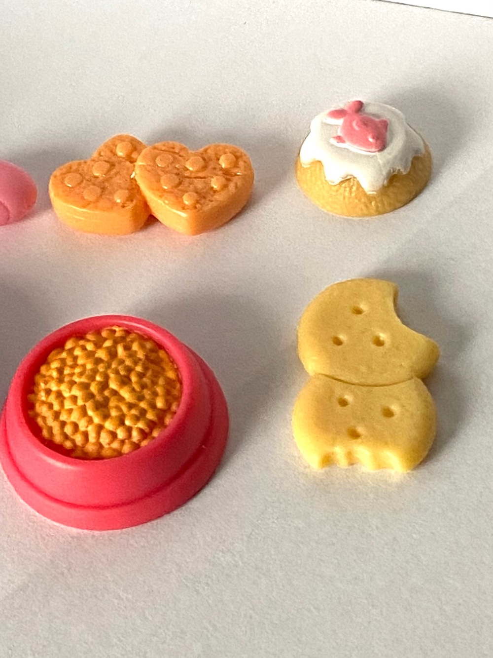 Littlest Pet Shop LPS Food Accessories Lot Bundle - Picture 4 of 6